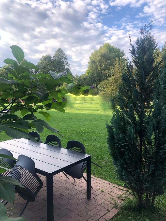 Garden Retreat Junior (Adults Only) Hotel Bran  Eksteriør billede