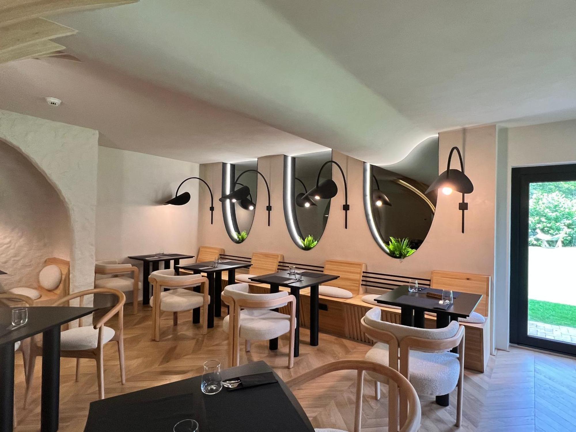 Garden Retreat Junior (Adults Only) Hotel Bran  Eksteriør billede
